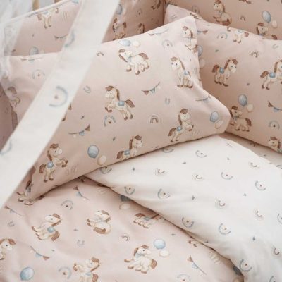 Pony Vesta Home
